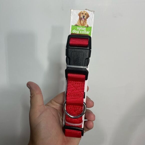 5 forā$25š„Red Nylon Large Dog Collar- New - Picture 1 of 4